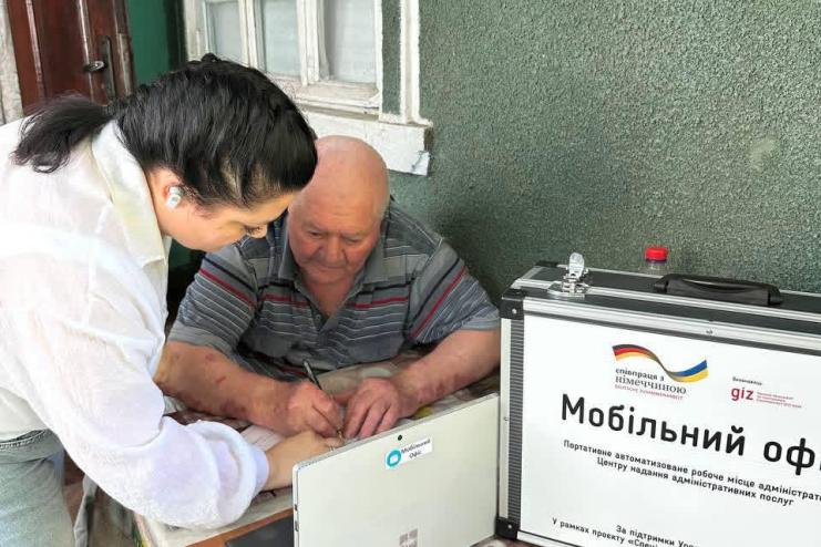 Мобільний ЦНАП в Арцизькій громаді: адміністративні послуги для маломобільних жителів