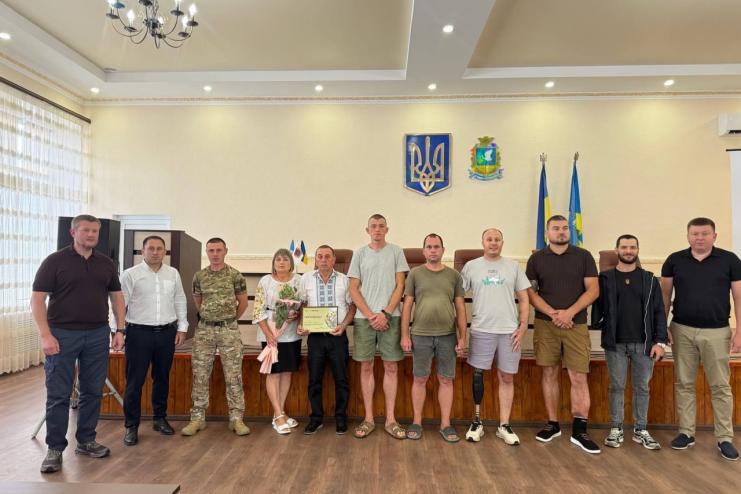 Власний дім для Захисників: троє ветеранів Арцизької громади отримали сертифікати на придбання житла