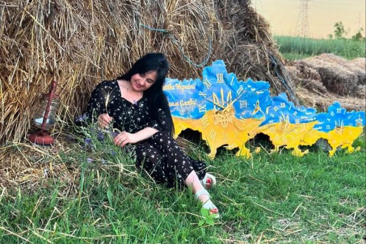 Від захоплення до міжнародного визнання: майстриня з Арциза створює унікальні вироби з епоксидної смоли