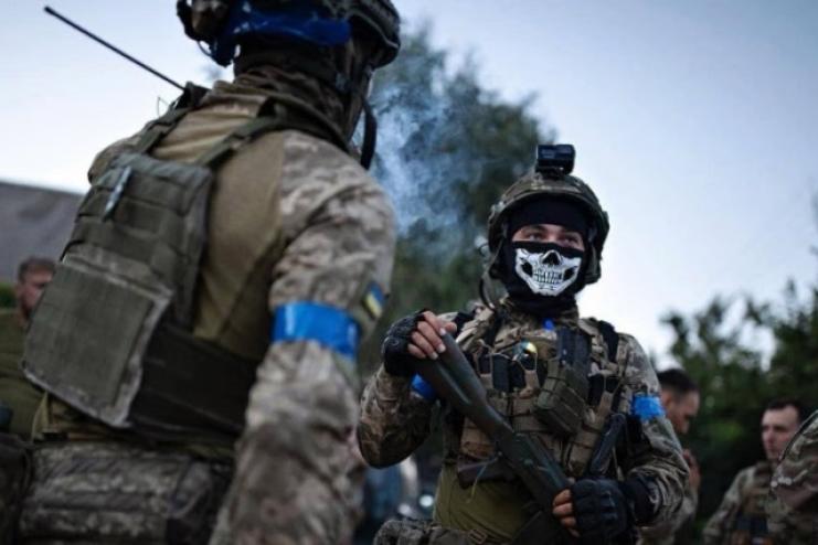 Драпатий призупинив поповнення штурмових полків Сухопутних військ