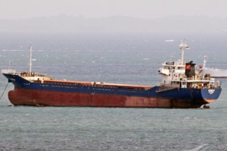 Російські війська вкотре атакували цивільне судно в акваторії Чорного моря