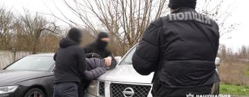 На Одещині судитимуть двох жителів Київщини, які продавали гуманітарні автівки для ЗСУ