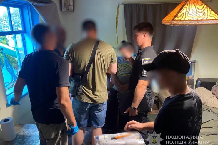 Поліцейські викрили одесита в оборудках з коноплями