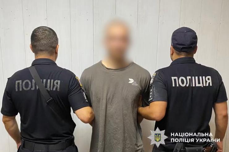 «Віддячив» за прихисток: в Одесі затримали чоловіка, який до смерті побив свого товариша