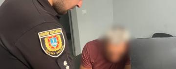 Чинив домашнє насильство та погрожував убивством поліцейським: на Одещині судитимуть 35-річного чоловіка