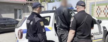 Побив до смерті та закопав у лісосмузі: на Одещині перед судом постане чоловік за вбивство товариша