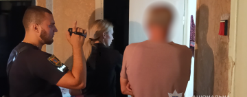 Задушив літню матір через пенсійну картку, а смерть списав на інсульт: в Одесі поліція викрила зловмисника