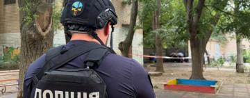 Поліцейські працюють на місці вибуху в Хаджибейському районі Одеси