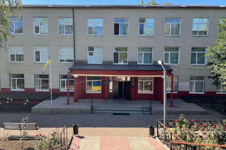 Бессарабська громада оновлює освіту: новий транспорт, укриття, сонячні панелі та підтримка талановитих дітей