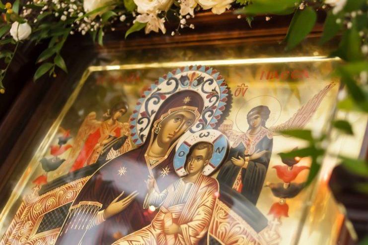 31 серпня. Ікони Божої Матері "Всецариця"