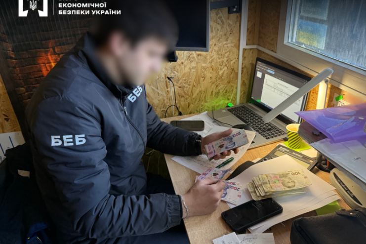 БЕБ ліквідувало мережу нелегальних АЗС жителя Болградщини, а пальне віддало армії