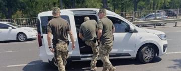 В Одесі військовослужбовця ТЦК засудили до 7 років за викрадення та катування чоловіків