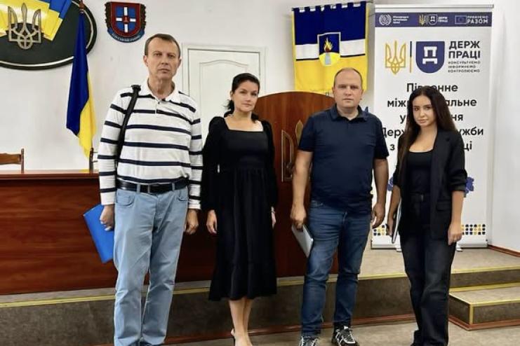 Безпека на робочих місцях та захист прав працівників: фахівці Держпраці провели наради у громадах Одещини