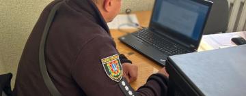 Військовослужбовця судитимуть за тяжке побиття товариша дзеркалом