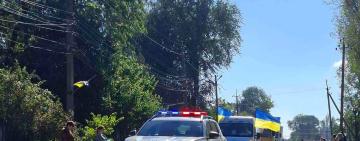На щиті повернувся додому: у Бессарабській громаді попрощалися із загиблим воїном Олександром Мельниковим