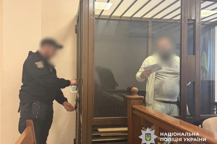 Скористався послугами таксиста і незаконно заволодів його автівкою: у злочині одеські поліцейські викрили 40-річного іноземця