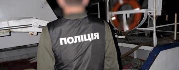 Переправляв військовозобов’язаних чоловіків за кордон під виглядом моряків: на Одещині поліцейські відправили на лаву підсудних організатора злочинної схеми